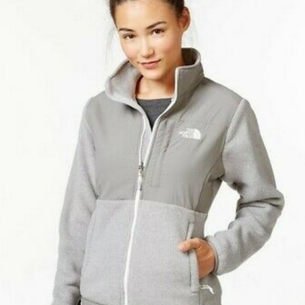 The North Face Womens Light Gray Denali Jacket